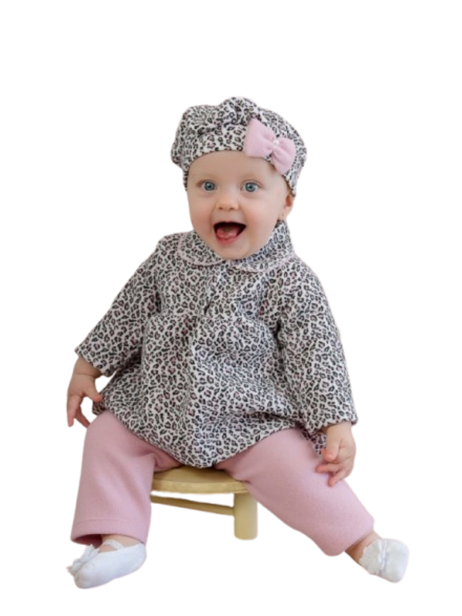 Conjunto Bebê Menina em Soft Estampa Oncinha Laço 3 Peças Casaco + Calça + Boina Inverno