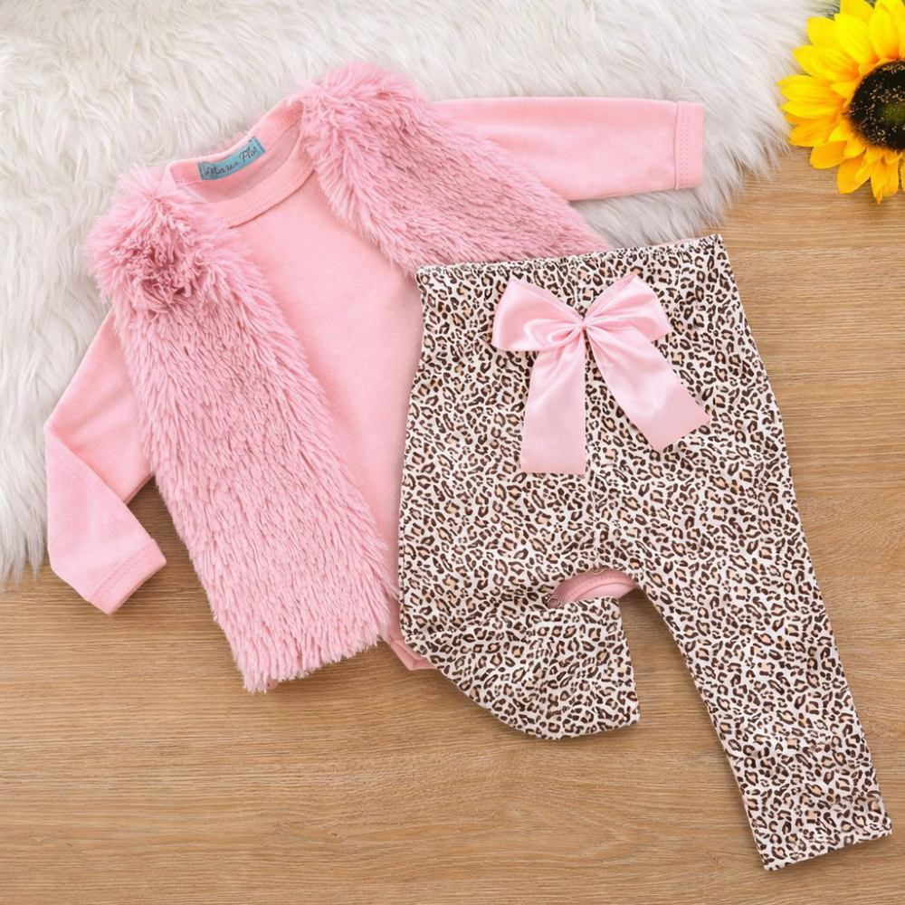 Conjunto Kit 3 Peças Bebê Menina com Body Básico, Calça e Coletinho Forrado para o Inverno Frio
